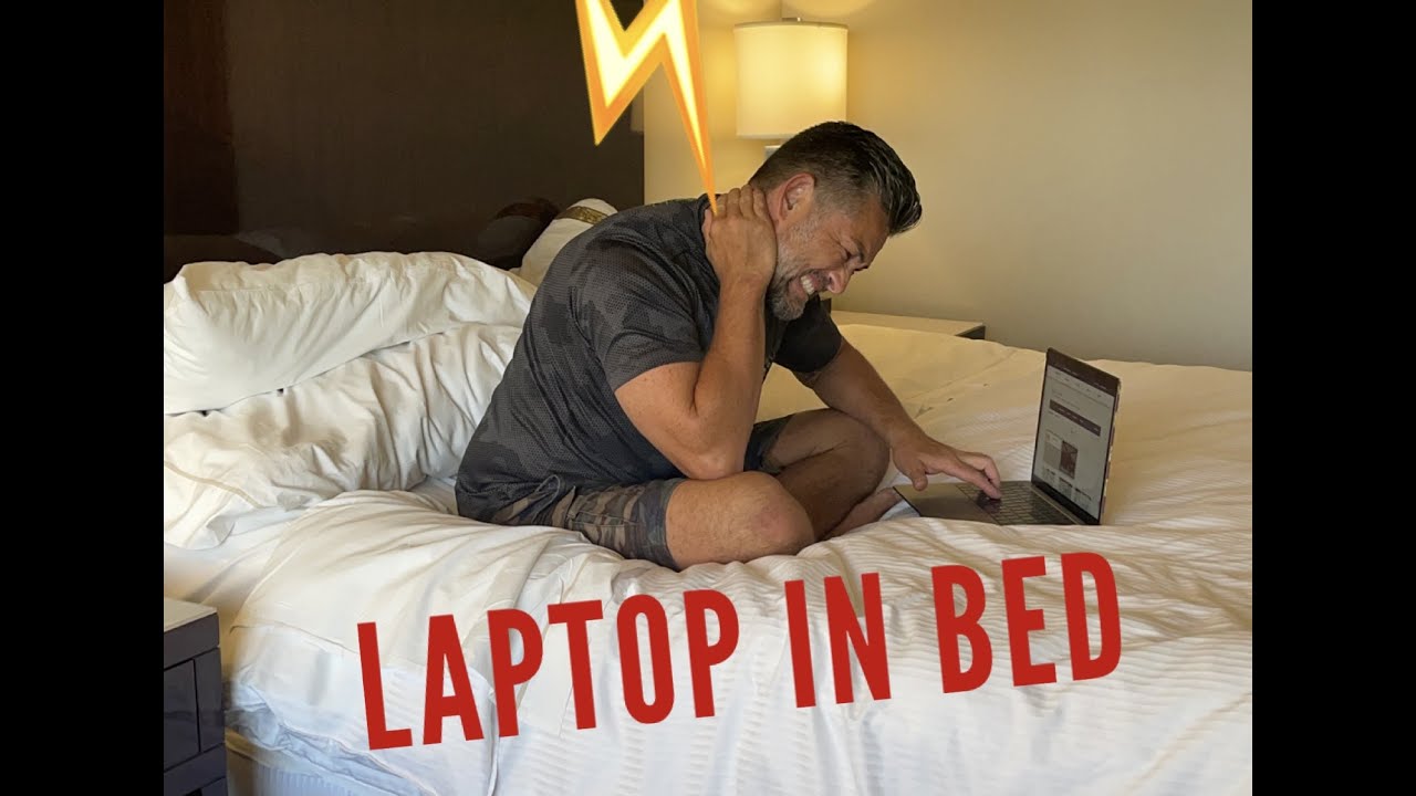How-to-use-Laptop-in-bed