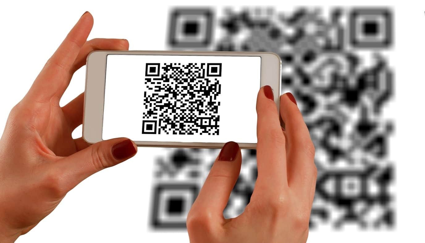 How to read QR code?